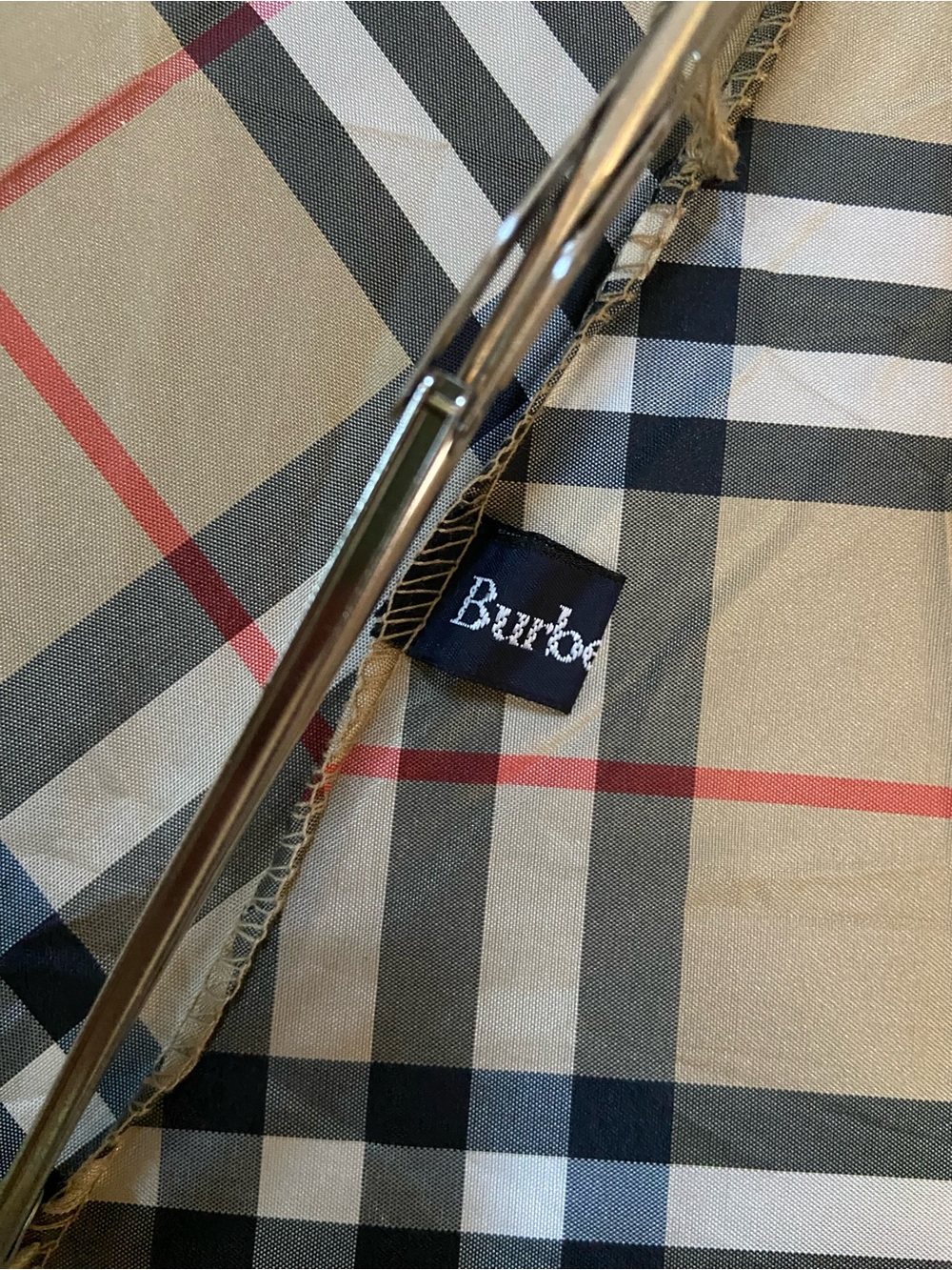 Burberrys Vintage Check Compact Umbrella in Beige, Black & Red (Sold As Is) - Picture 8 of 13
